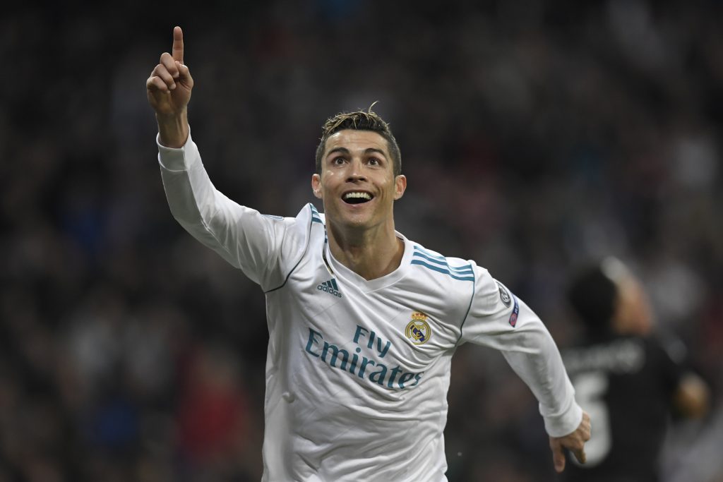 Cristiano Ronaldo estabeleceu recordes de artilharia e se tornou o maior goleador da história do Real Madrid