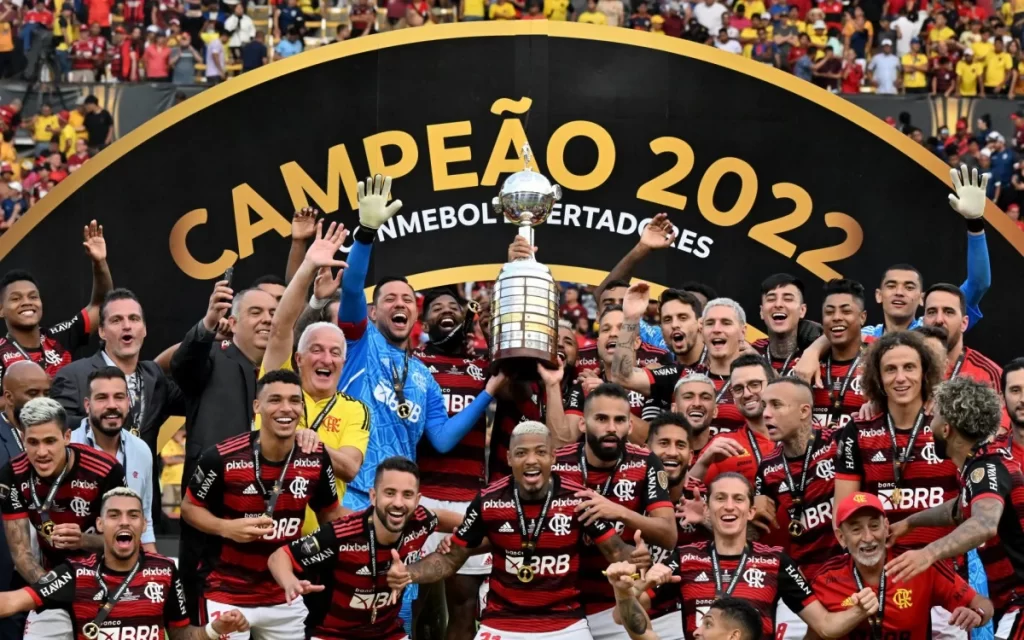 O Clube de Regatas do Flamengo, conhecido simplesmente como Flamengo, é um clube brasileiro com mais títulos