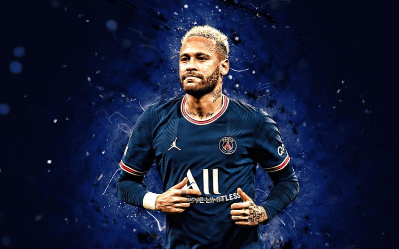 Neymar no Paris Saint Germain: Brilho e Controvérsias